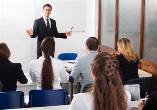 I Vantaggi di Frequentare un Corso di Formazione: Perché Investire nel Tuo Futuro